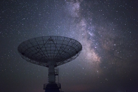 SATCOM antenna © Getty Images